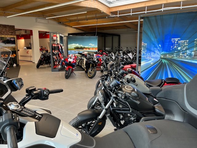 c-cms_W8987_7-honda-streifeneder-638385123013944213